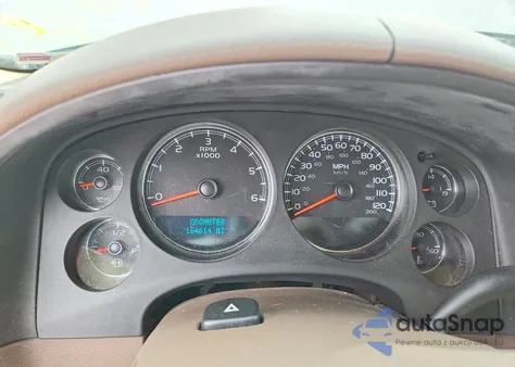 2011 Chevrolet Tahoe C1500 Ls z USA, uszkodzony, nr VIN 1GNSCAE06BR134550